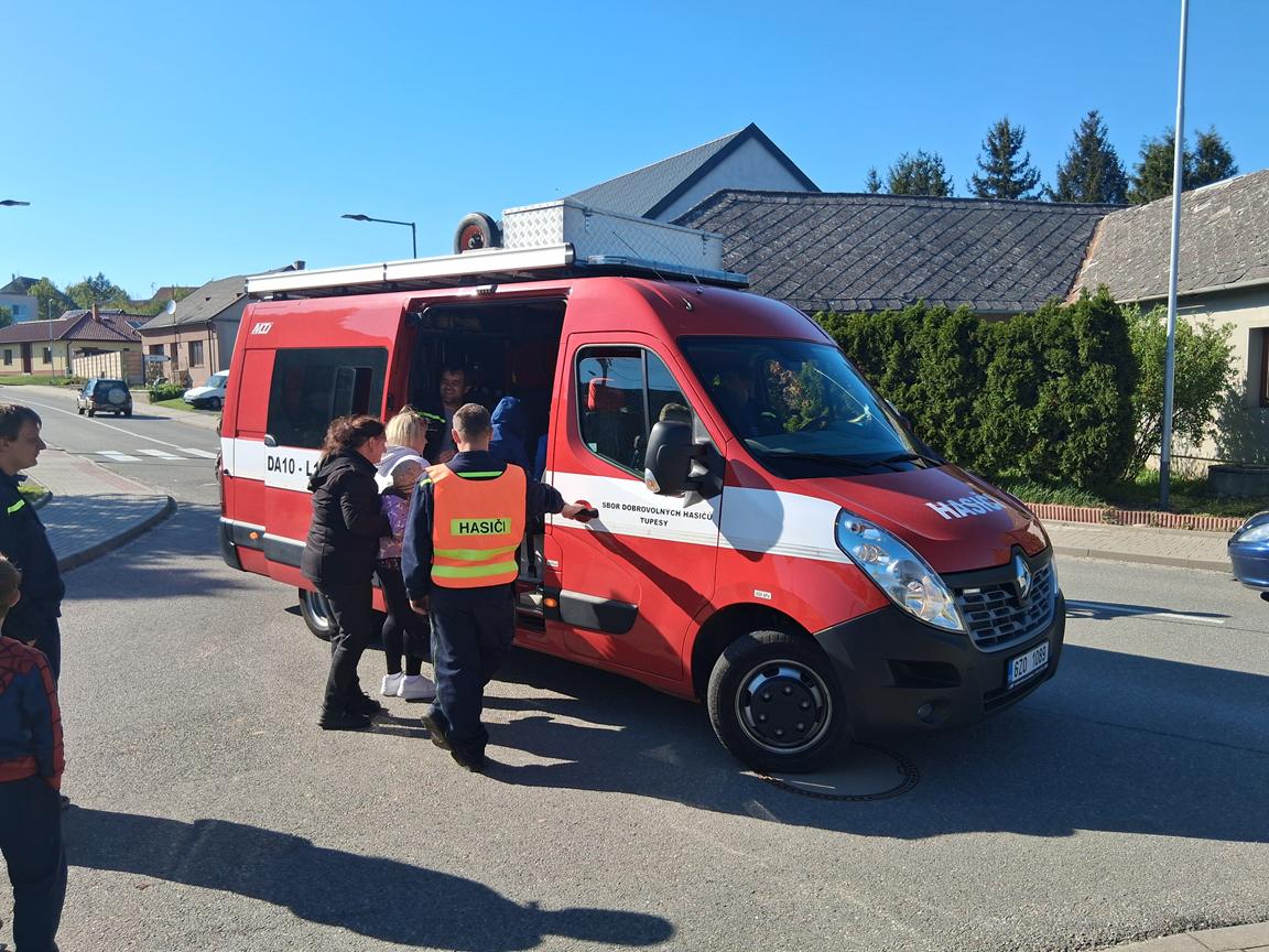 Stavění máje Tupesy 2025