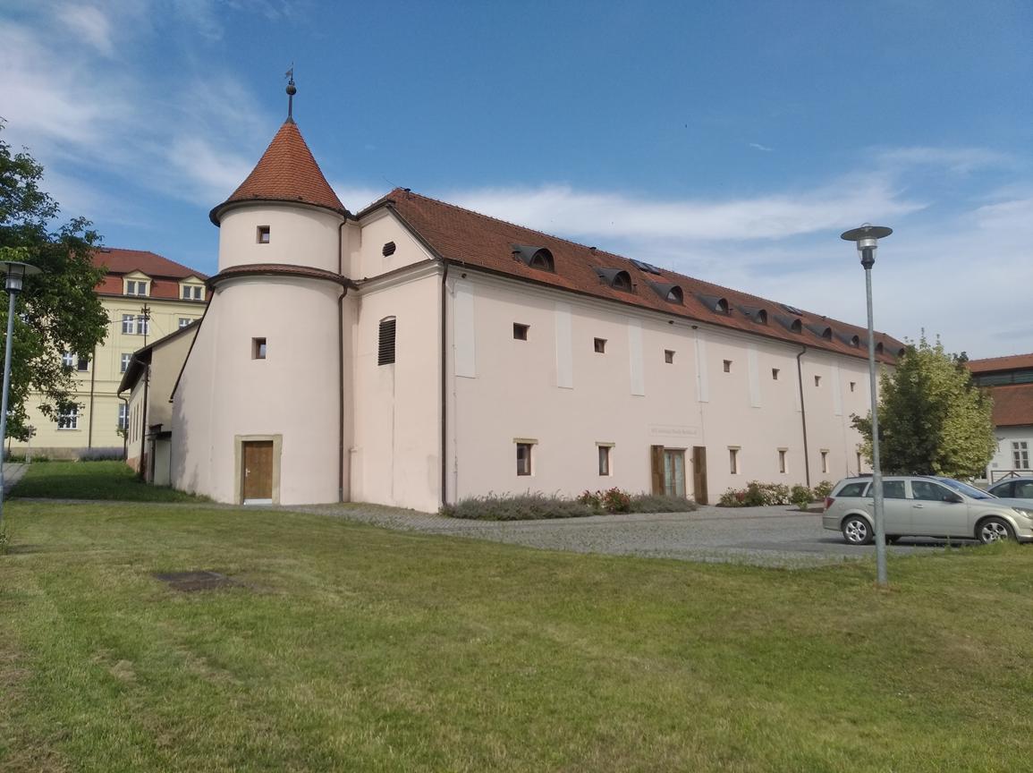 Velehradská bazilika Velehrad, víno, káva Morava